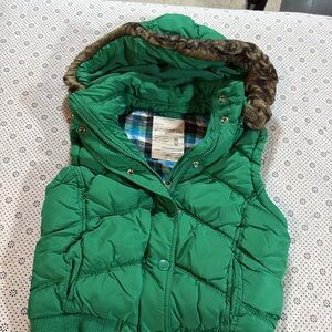 Aeropostale winter vest with removable hood.